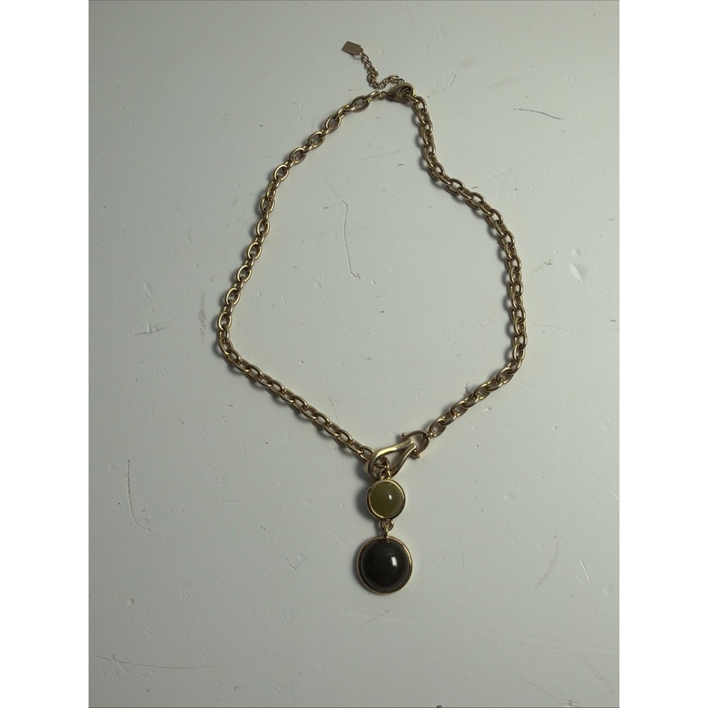 Gorgeous Anne Klein chain link gold-tone necklace 18" With Green Pending VTG